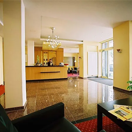 Otel Am Jungfernstieg