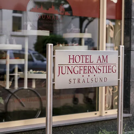 Hotel Am Jungfernstieg Stralsund