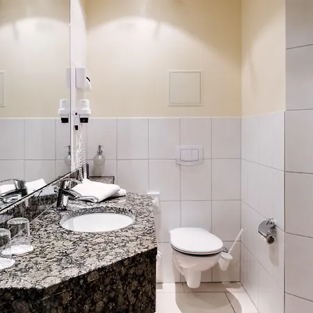 Otel Am Jungfernstieg