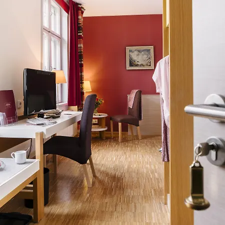 Hotel Am Jungfernstieg Stralsund