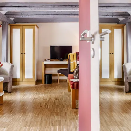 Otel Am Jungfernstieg Stralsund