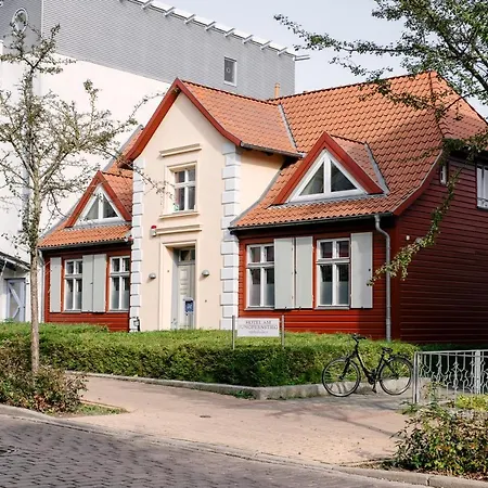 Am Jungfernstieg 슈트랄준트
